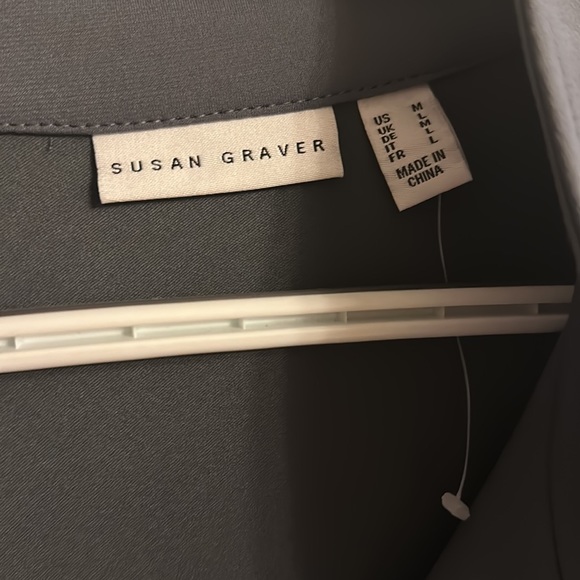 Brand NEW beautiful Cloak - Picture 2 of 4